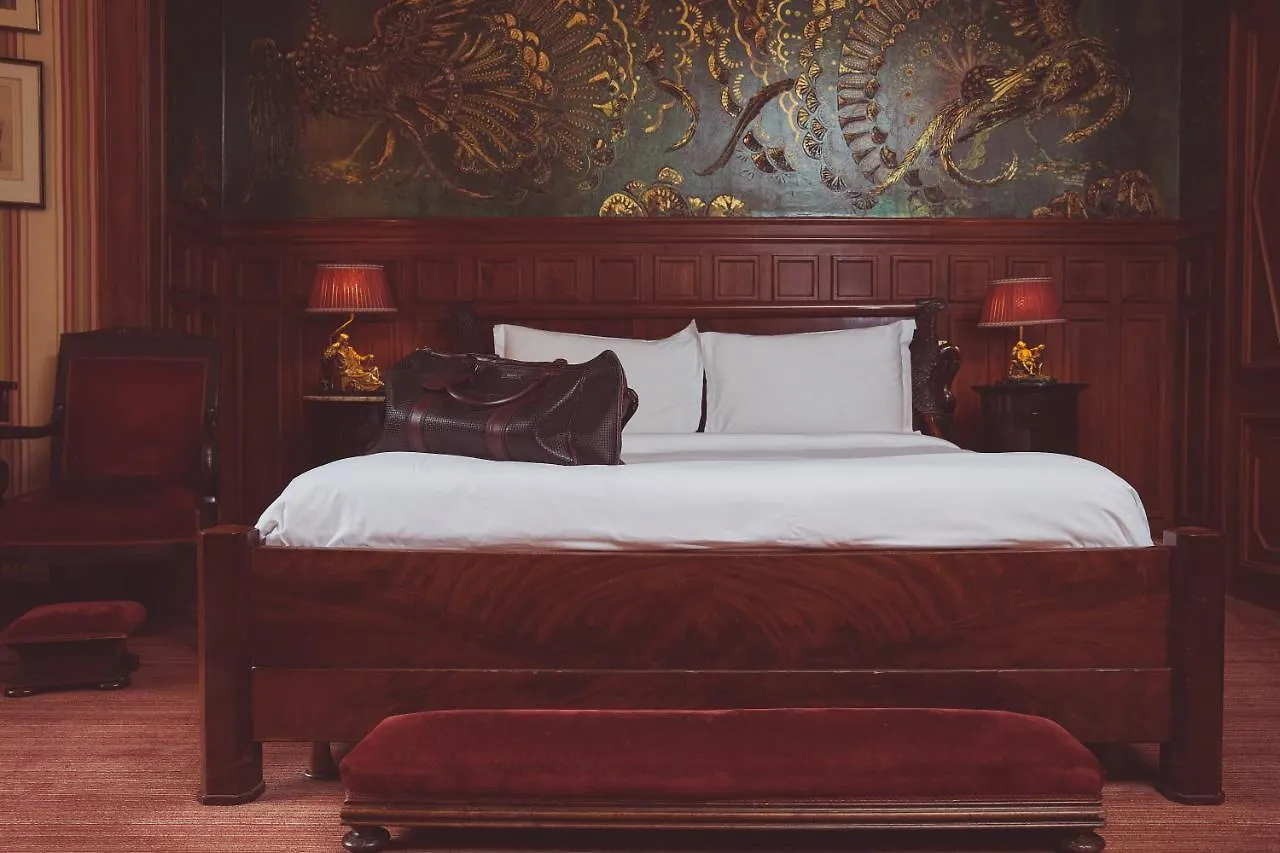 Hotel L'hotel 5*