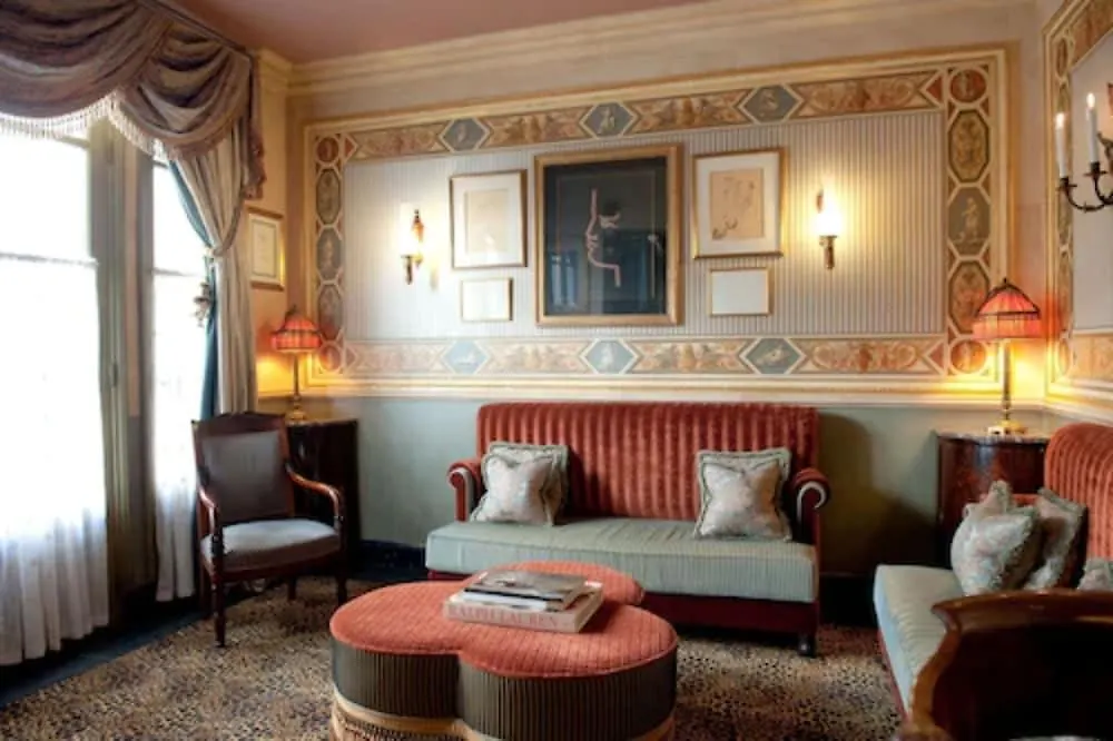 L'hôtel 5*