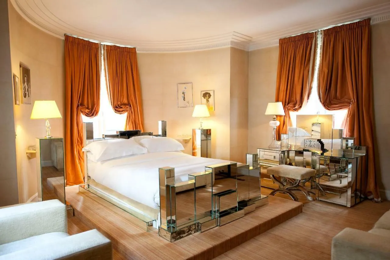 L'hotel Parigi