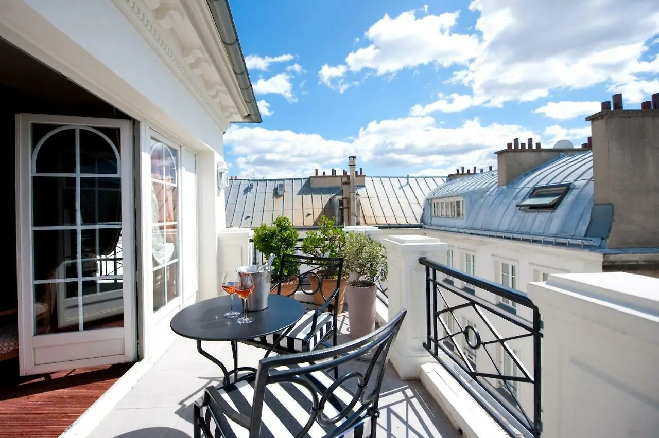 L'hôtel Hotel